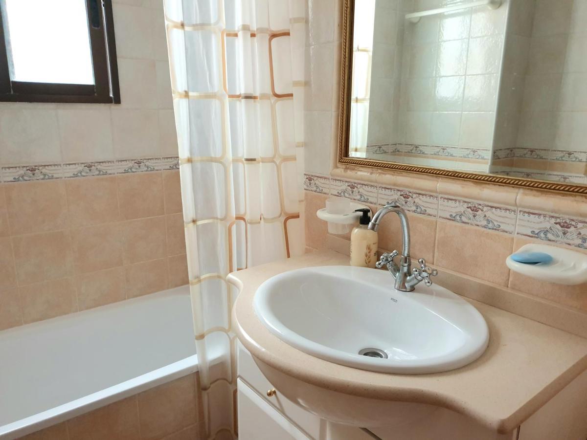 Apartamento Porticada กวาร์ดามาร์เดลเซกูรา ภายนอก รูปภาพ